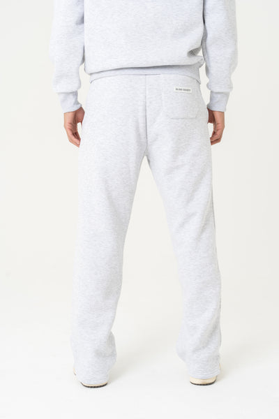 Jogginghose mit weitem Bein