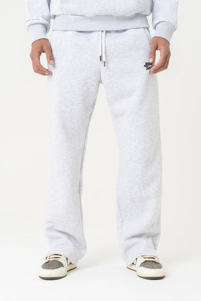 Jogginghose mit weitem Bein